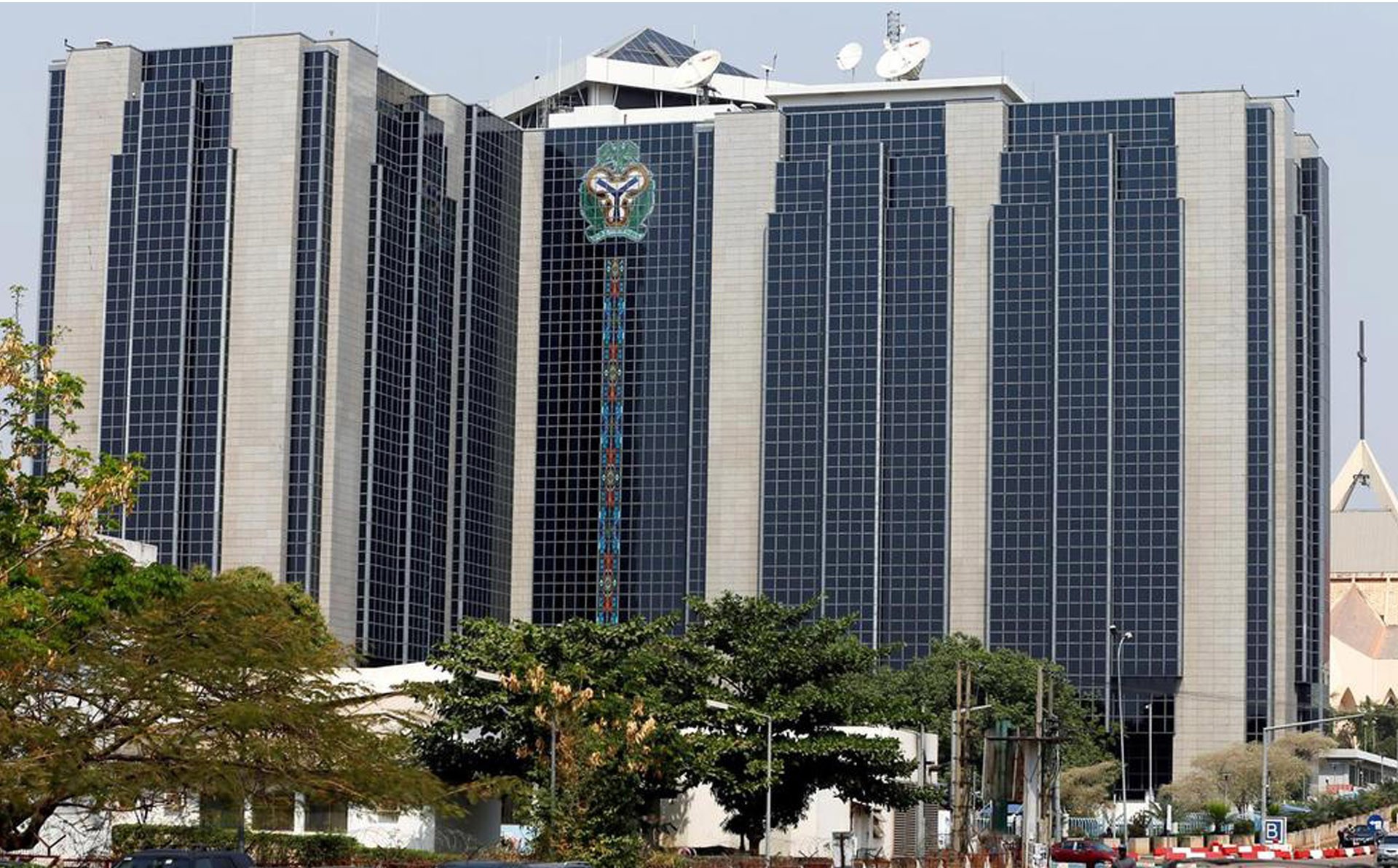 Abuja-Central-Bank-04~2