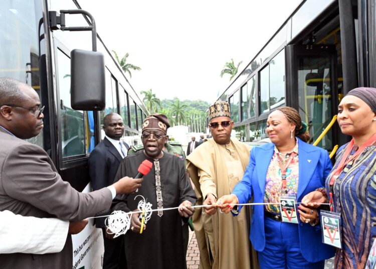 Tinubu-launches-CNG-Boss2