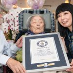 tomiko-being-presented-with-gwr-certificate